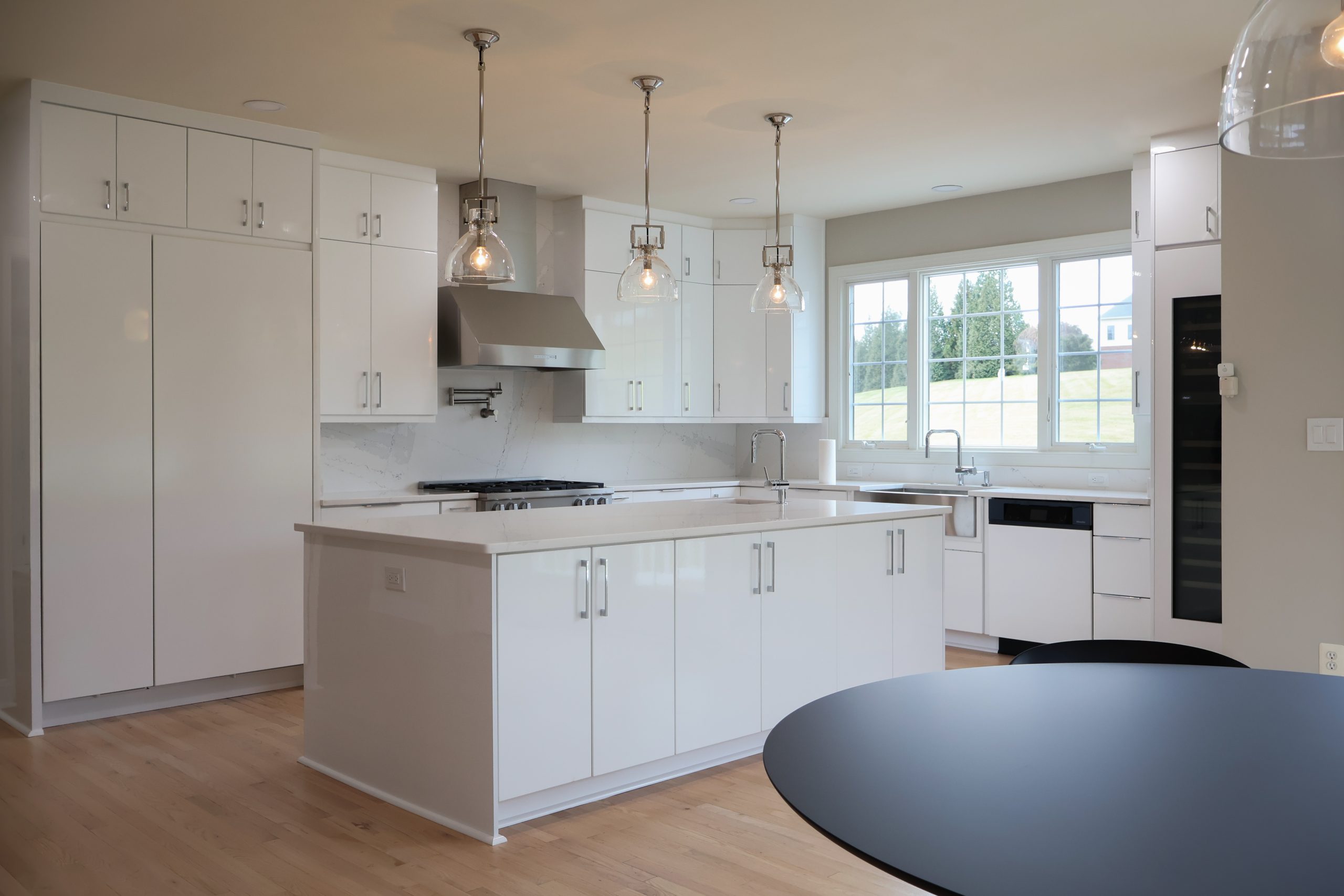 Open Patio Home Kitchen