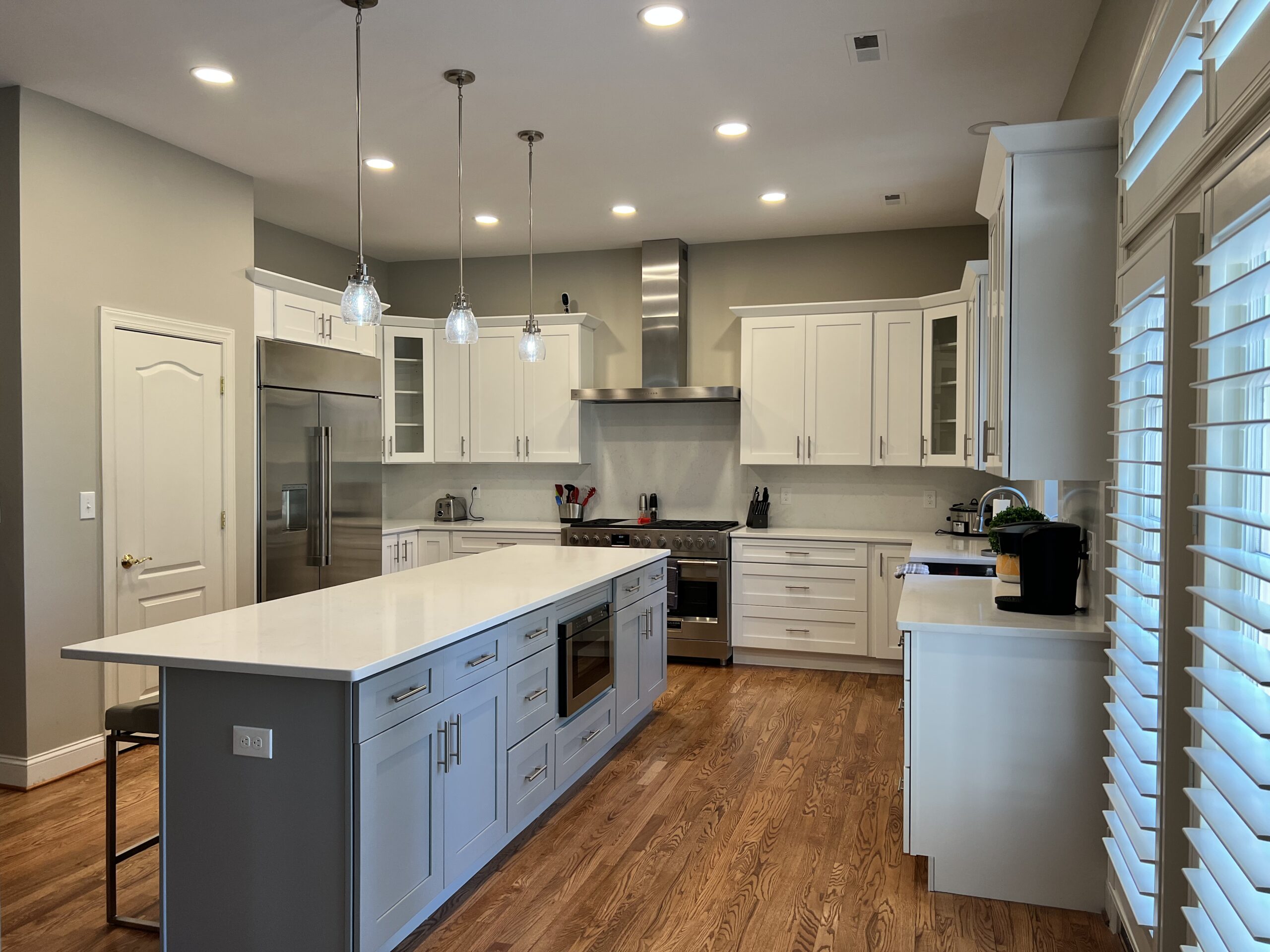 Kitchen Remodel ROI: updated kitchen with modern cabinets and countertops